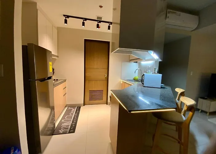 Apartment Classy 2br At Eastwood With Pool And Skyline View Manila