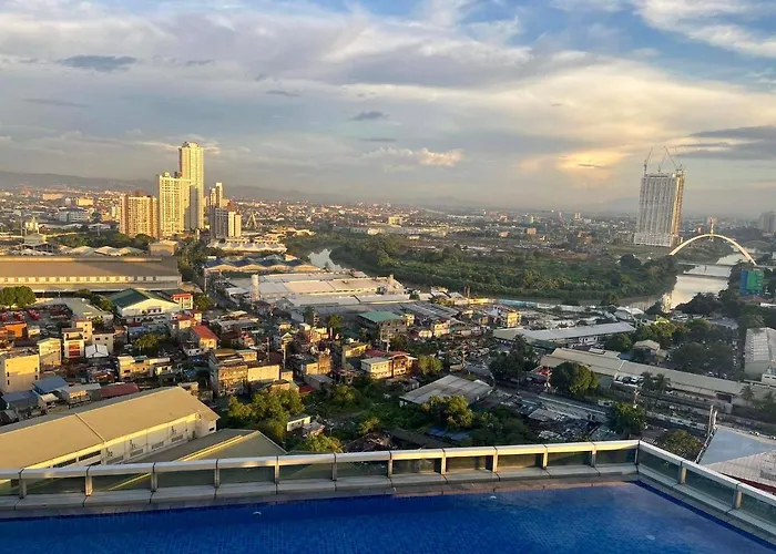 Classy 2br At Eastwood With Pool And Skyline View Apartment *
